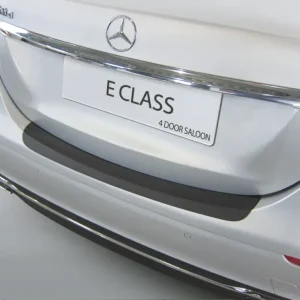 Retur ușor Protectie Bara Spate Compatibila Mercedes E Class W213 2016-2020 Sedan (Negru)