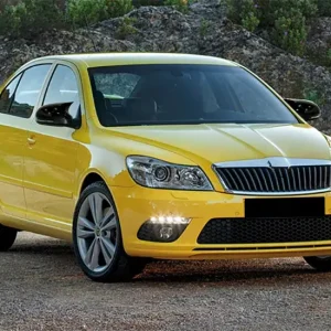 Capace oglinda tip BATMAN compatibile SKODA OCTAVIA 2 2009-2013 negru lucios Cod:BAT10076 Preț promoțional