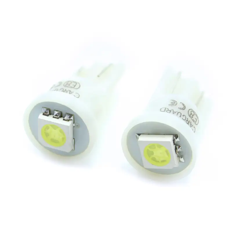 Vezi acum Set 2 becuri LED T10 pentru interior și portbagaj auto, 12V, 18 lm