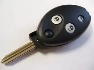 Carcasă cheie tip briceag compatibilă Citroen C5 2000–2005, 3 butoane Ultima șansă
