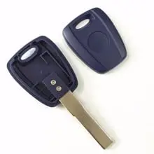 Chilipir Cheie auto compatibilă Fiat, cu locaș pentru cip și lamelă SIP22 (fără cip)