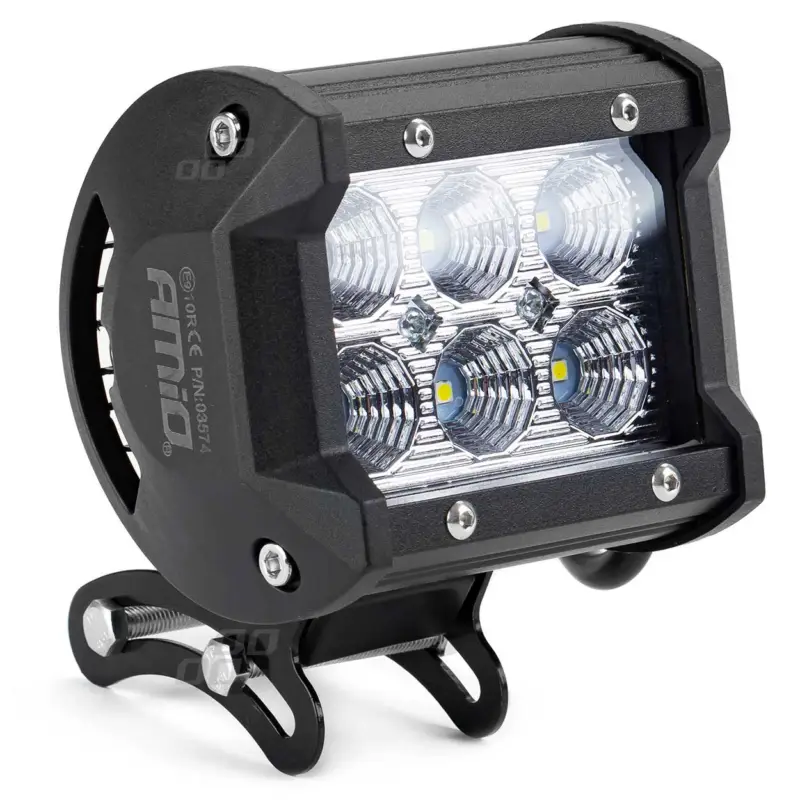 Proiector LED pentru Off-Road, ATV, SSV,culoare 6500K, 1440 lm, tensiune 9 - 36V, dimensiune 95 x 77 mm FAVLine Selection Preferatul clienților
