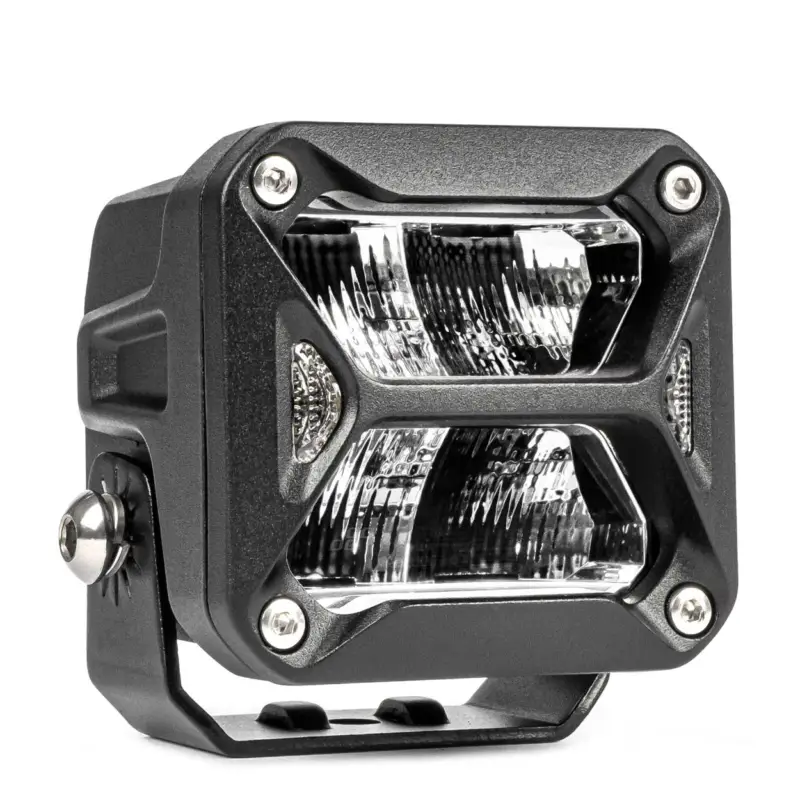 Preț mic Proiector LED "PRO SERIES" cu doua functii pentru Off-Road, ATV, SSV, putere 18W, 1800lm, culoare 6000K, tensiune 10-30V, dimensiuni 82 x 78 x 76 mm FAVLine Selection