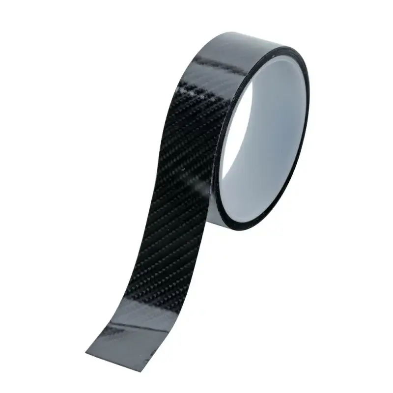 Ofertă Banda ornament adeziva carbon look 200 x 3 cm, flexibila si rezistenta la apa