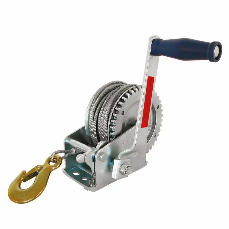 Ofertă specială Troliu manual Carpoint 545 kg cu cablu din otel 20 m si carlig