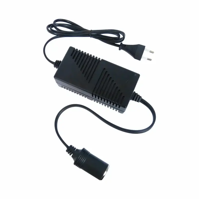 Transformator 220V la 12V 60W max. 5A cu priza bricheta Carpoint Ofertă exclusivă
