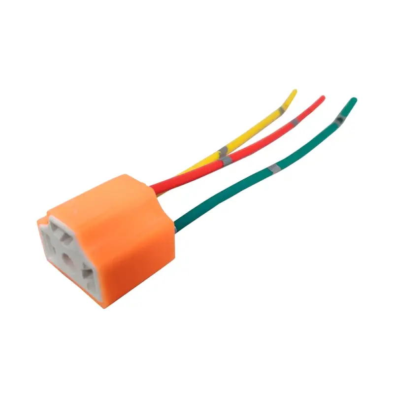Mufa ceramica pentru bec H4 12/24V, rezistenta la temperaturi ridicate Promoție