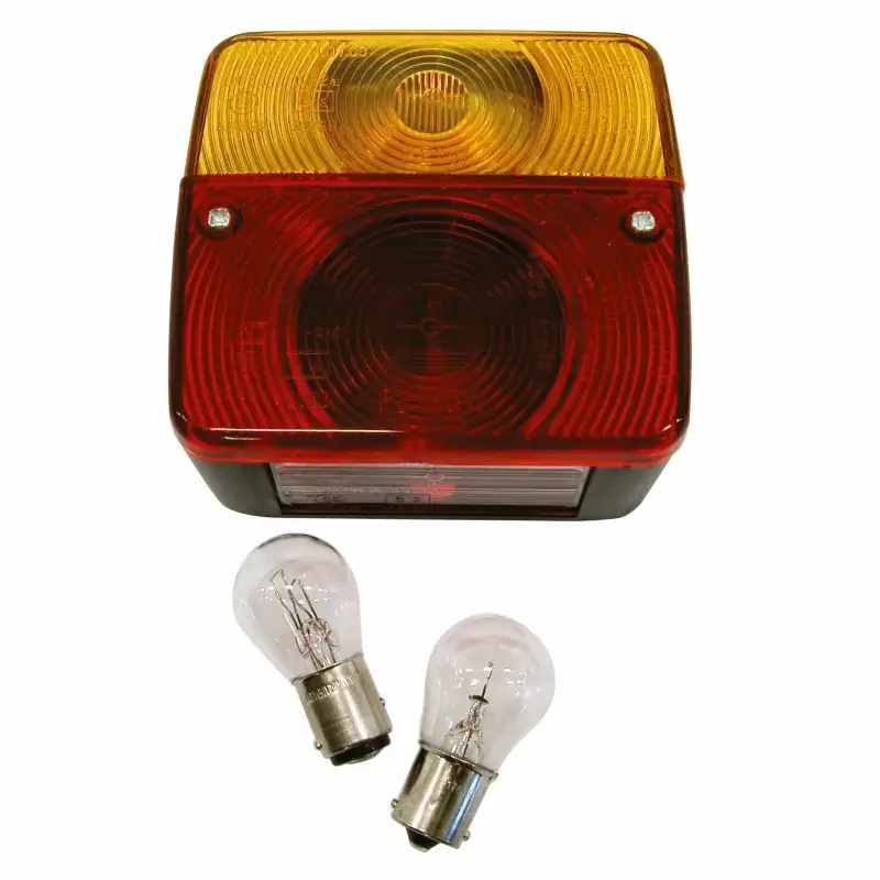 Lampa stop spate 12V cu 4 functii si 2 becuri incluse Carpoint Livrare expres