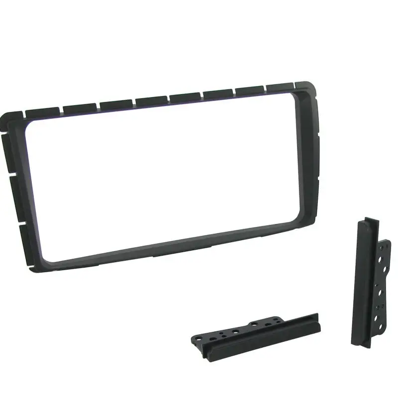 Ofertă exclusivă Kit ramă 2DIN Connects2 pentru Toyota Hilux 2012-2015