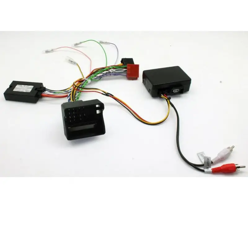 Cel mai vândut Adaptor comenzi volan Connects2 CTSMC008.2 pentru Mercedes ML cu fibră optică