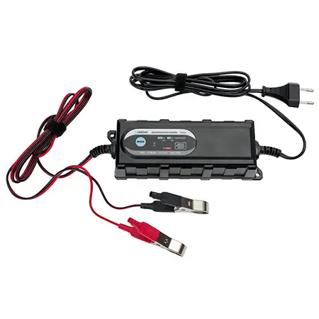 Ieftin Incarcator inteligent pentru baterii auto 6/12V, 3.8A, 6 etape, IP65