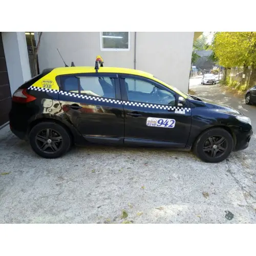 Set huse scaune dedicate Renault Megane 3 Hatchback, fractionate, premium Preferatul clienților