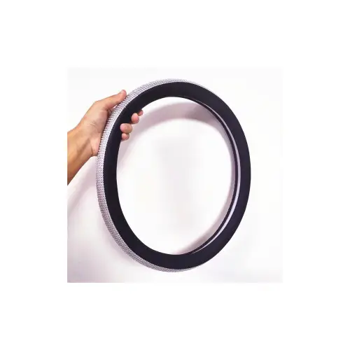 Vezi acum Husă pentru volan mărimea M (37–39 cm) neagră Diamond, cod FX96